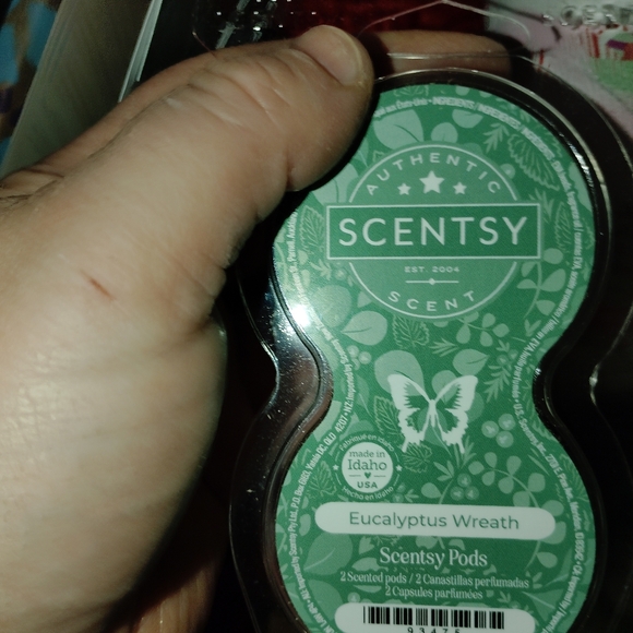 Scentsy Festive Fragrance Whiff Box  Collection 🆕 - Picture 5 of 5